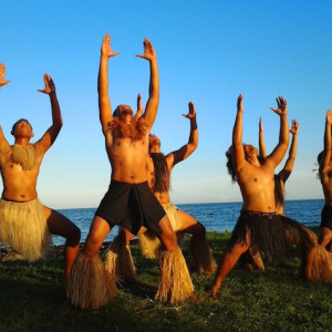 Rako dancers.
